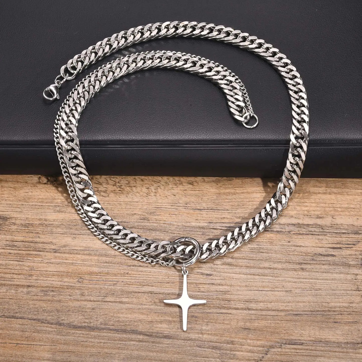 YUNIK 'Vega' Stainless Steel Necklace